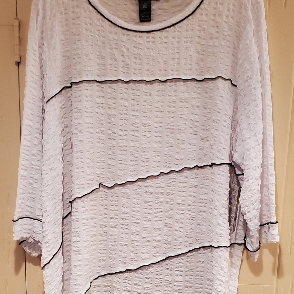 Elegant White Layered Women's Top